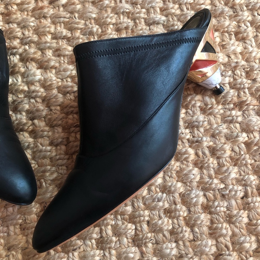 Givenchy Paris Acrylic Heeled Mule. Made in Italy. Size 40